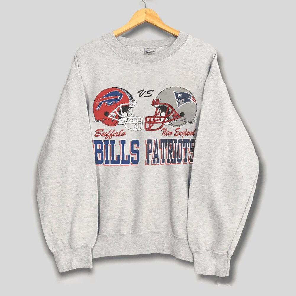 Vintage Rare 1990's Buffalo Bills Vs New England Patriots Helmet Logo Shirt Tee